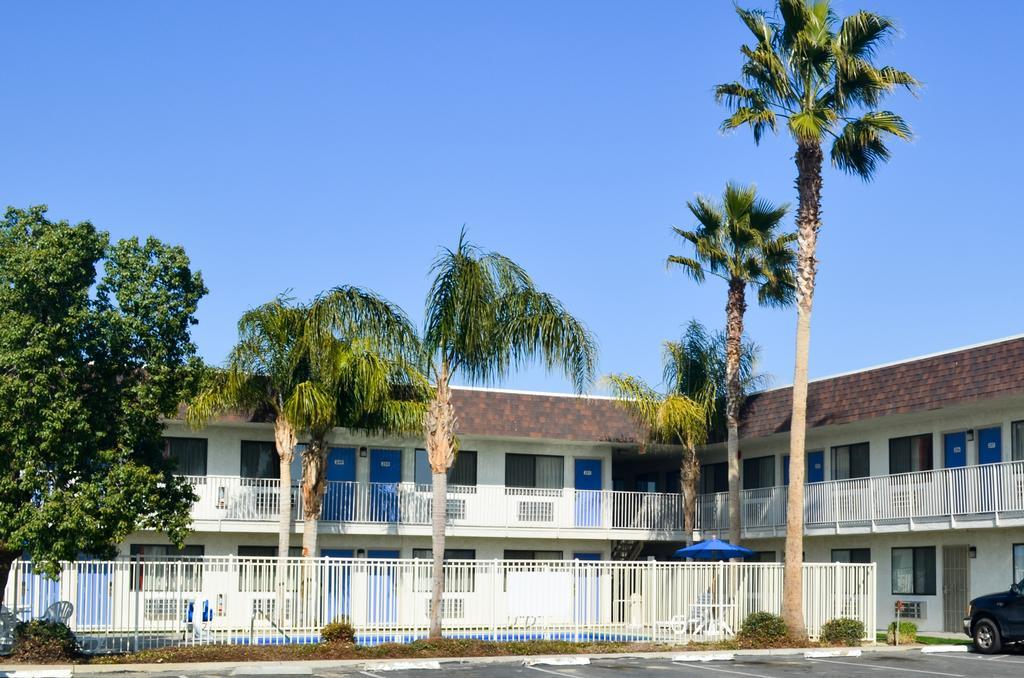 Motel 6 Lost Hills / Buttonwillow Racetrack Zewnętrze zdjęcie