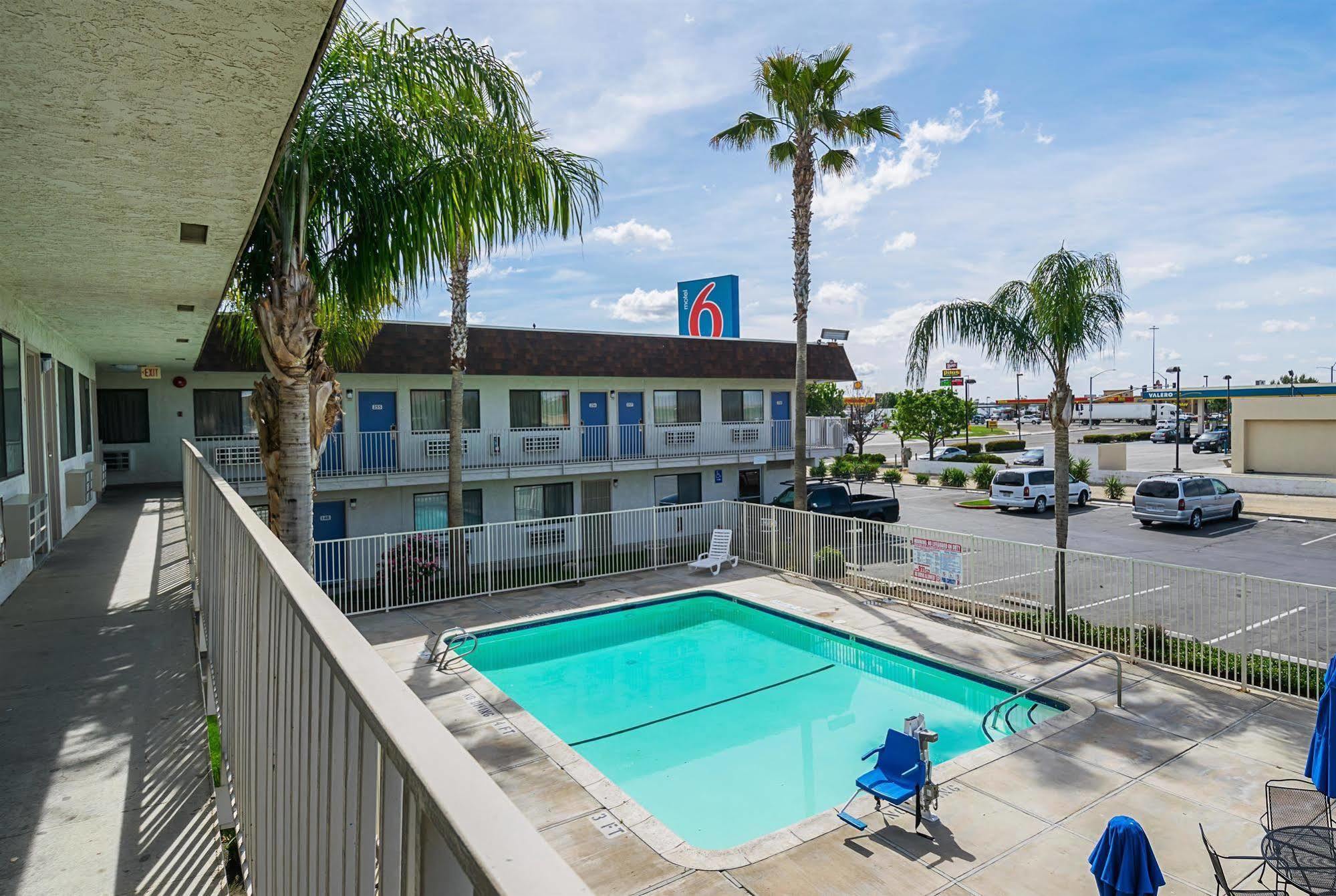 Motel 6 Lost Hills / Buttonwillow Racetrack Zewnętrze zdjęcie