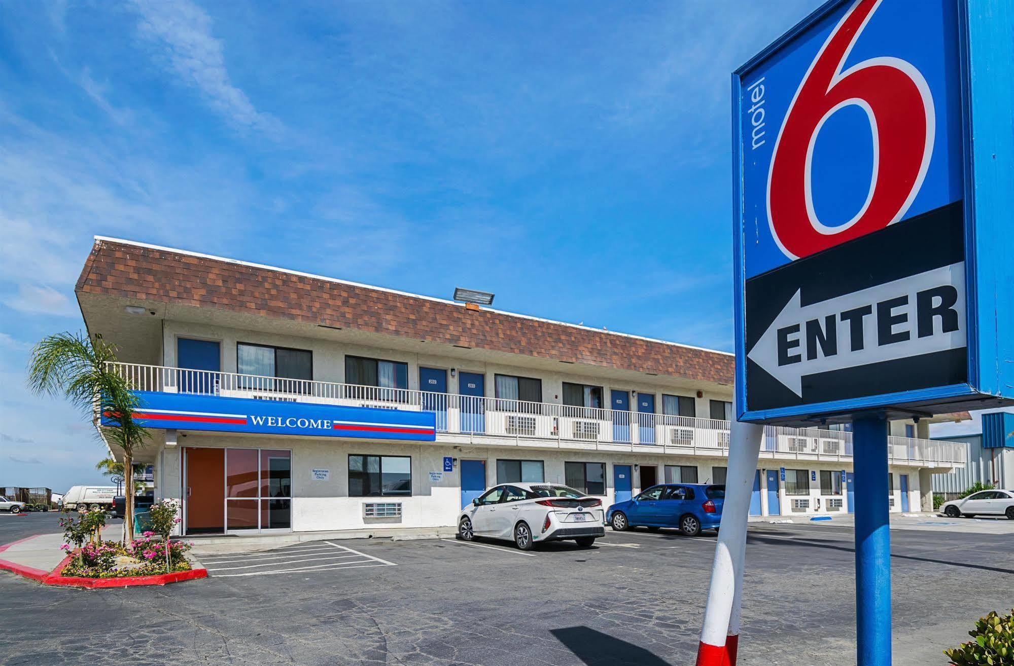 Motel 6 Lost Hills / Buttonwillow Racetrack Zewnętrze zdjęcie